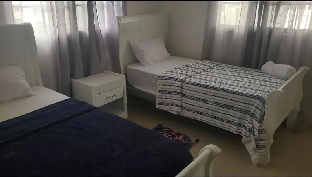 Laura Michell Pueblo Bavaro Punta Cana Dominik Cumhuriyeti